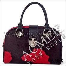 携手埃克米尔服饰，共创香港箱包代理合作新机遇